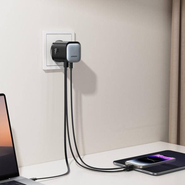 JOYROOM Charger with Retractable Cable JR-TCL02 GaN 65W - Image 7
